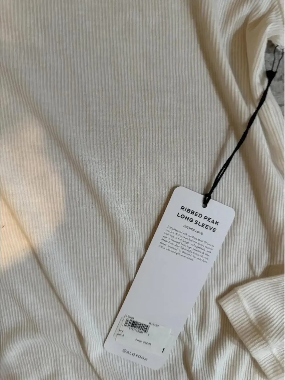 NWT ALO Yoga Ribbed Peak White Long Sleeve Tee Small